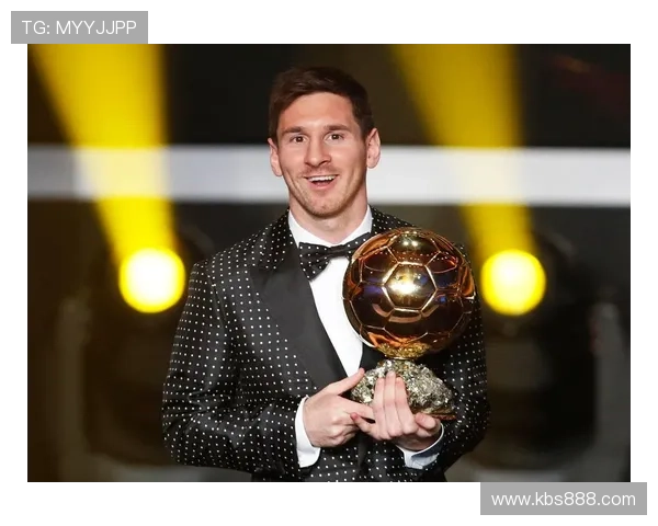 梅西荣获足球年度最佳球员奖项领奖瞬间精彩回顾